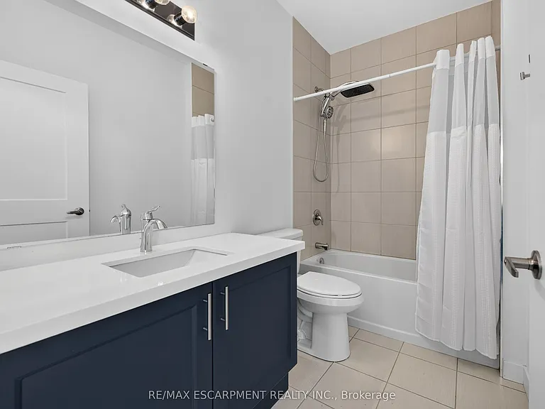 460 Dundas St E #522 — Photo 30