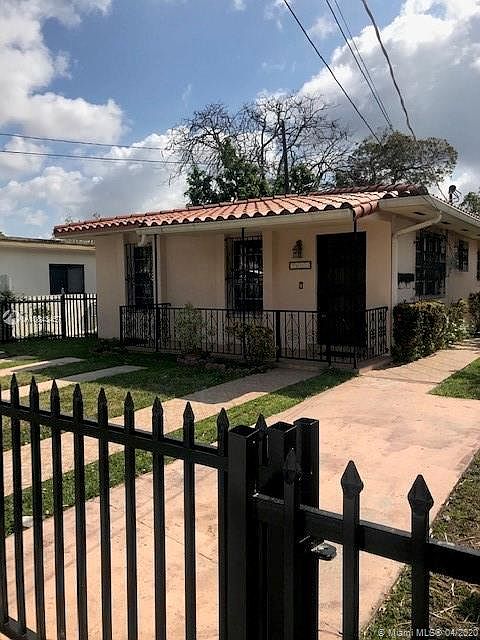 1st image of 2613 SW 33rd Ct #2615