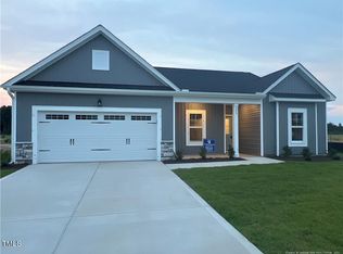 333 Glee St, Hope Mills, NC 28348
