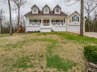 9741 W Vista Dr, Hillsboro, MO 63050