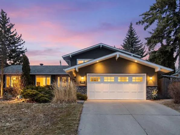 656 E Willow Brook Dr SE, Calgary, AB T2J 1N8