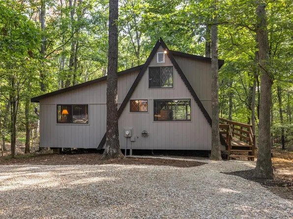 785 Lake Solitude Dr, Wright City, MO 63390