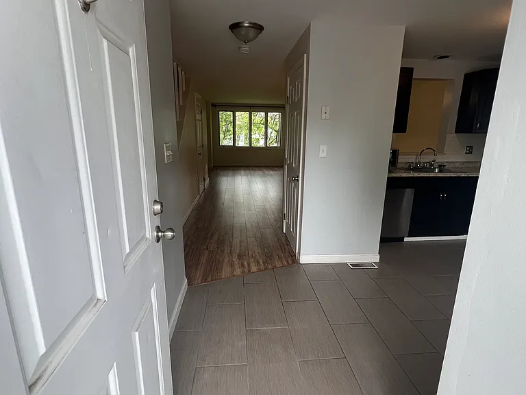 16 Merrimack Dr #16 — Photo 7