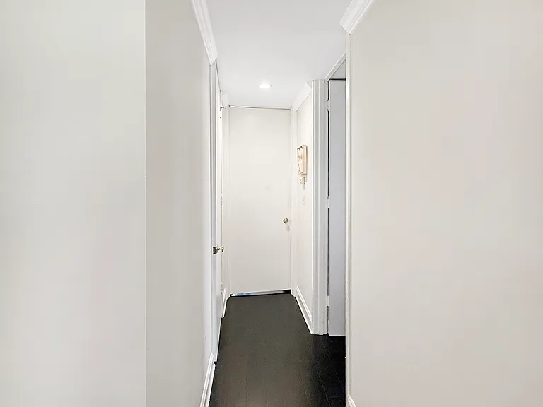 1885 Jackson St #403 — Photo 29
