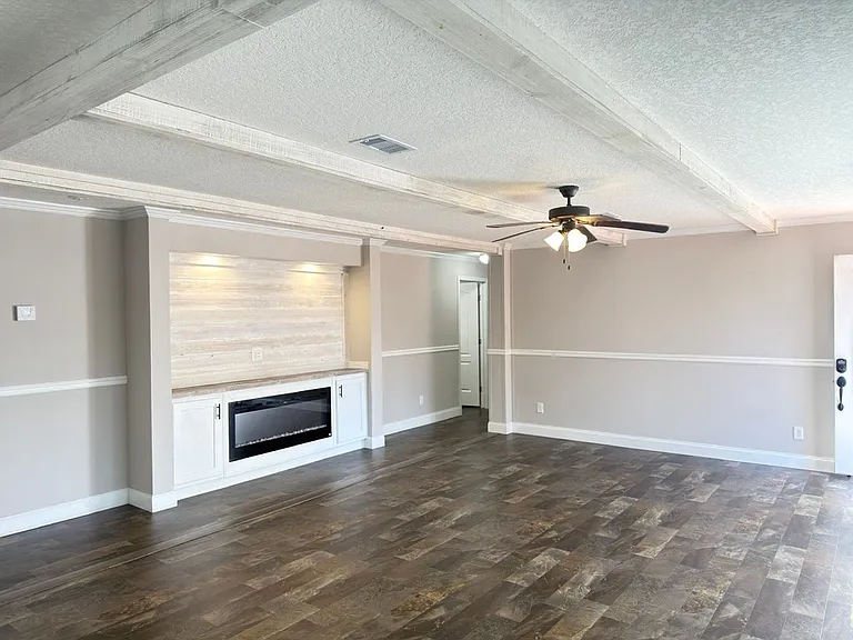 55 Oak Ave — Photo 5