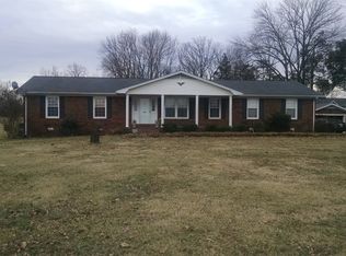 1745 Highland Lick Rd, Russellville, KY 42276
