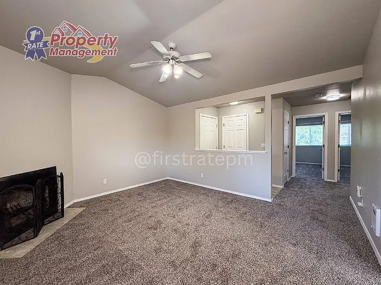 5679 W Dorian Ln — Photo 5