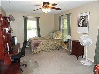 5th image of 1186 Chamberlain Dr APT 2