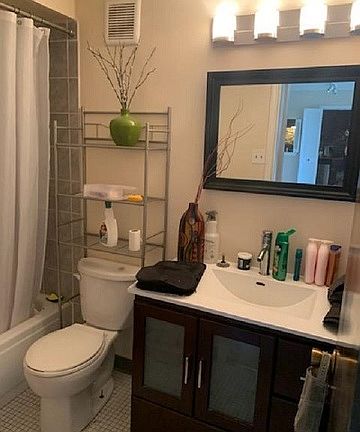 3rd image of 200 Park Ave APT 627