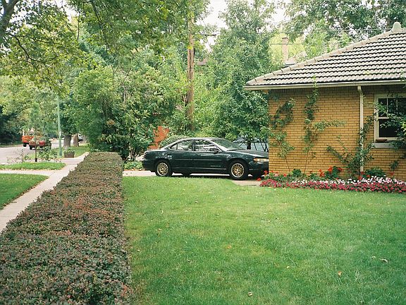 2nd image of 4505 N Manor Ave #2