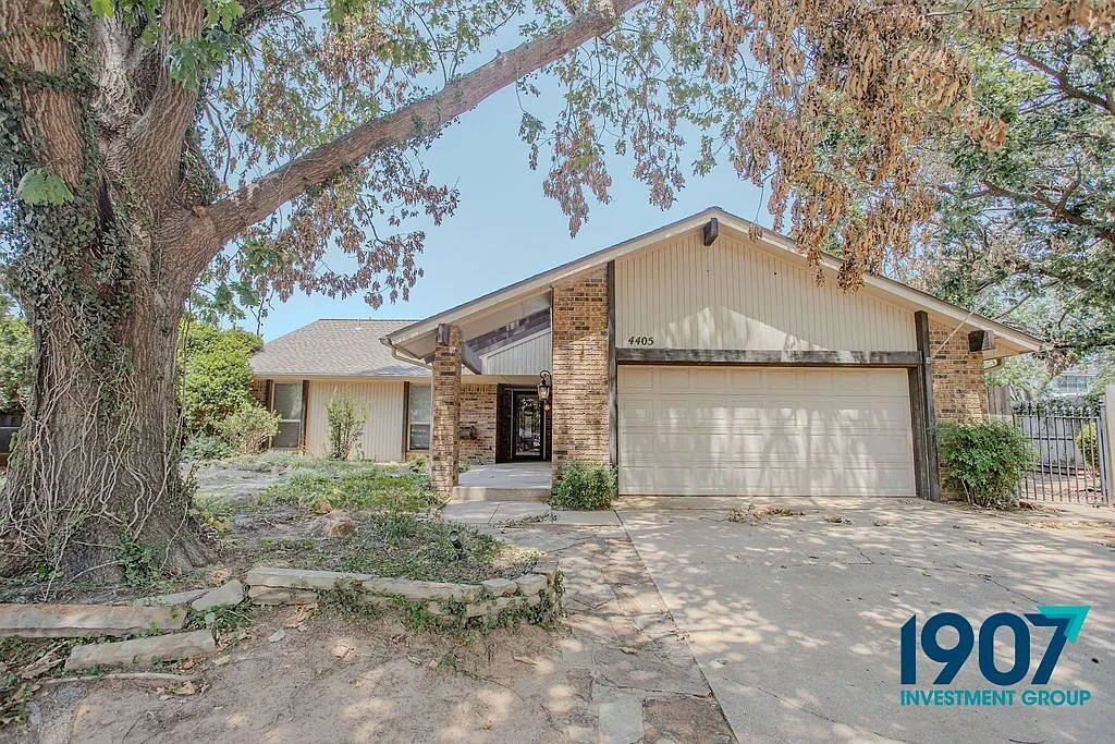 3 bed, 2.0 bath, 2000 sqft, $1,749 — Photo 4