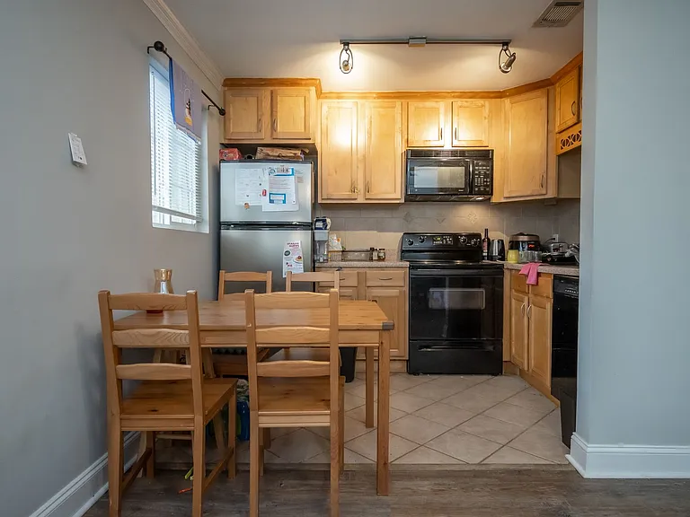 2018 S Milledge Ave #1 — Photo 8