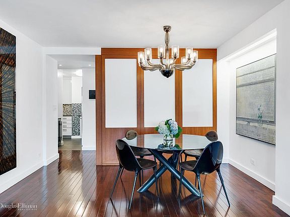 4th image of 14 Horatio St #14BC