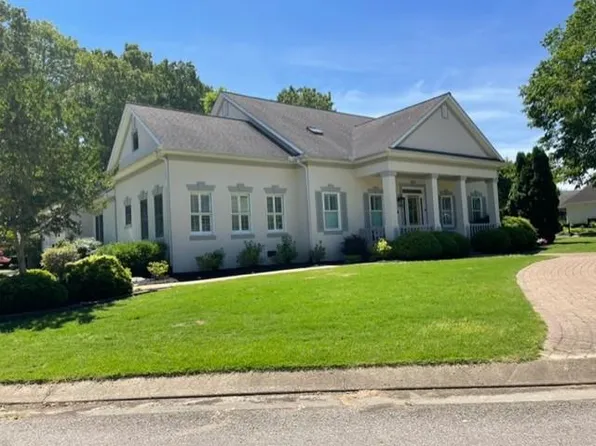 130 Briarwood Ct, Paris, TN 38242