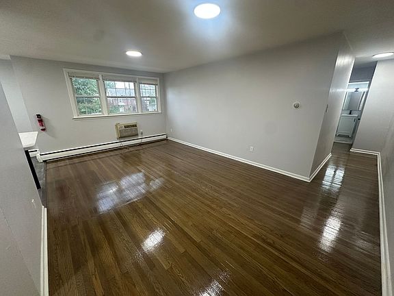 5th image of 60 Moser Rd #70-10