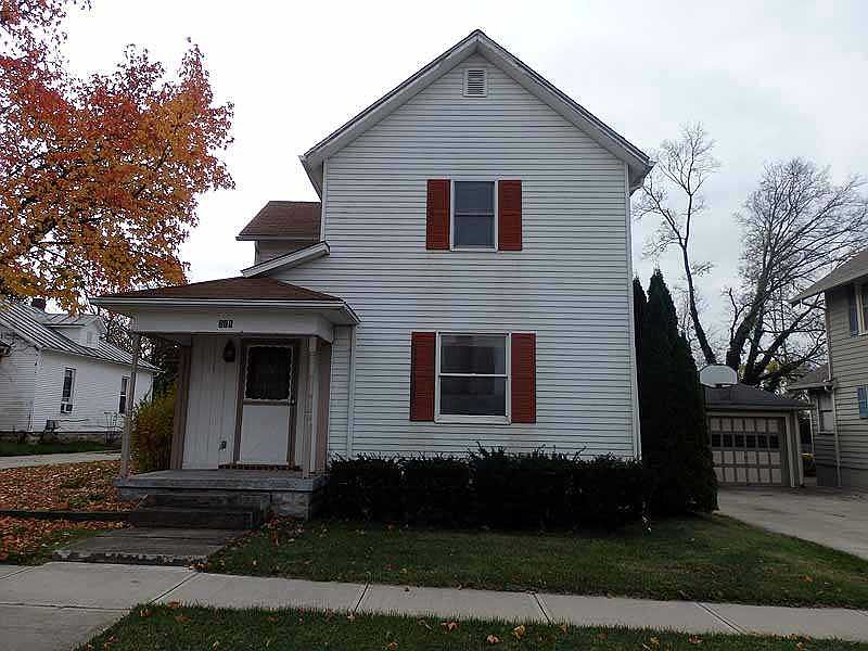 1st image of 211 W Monument St