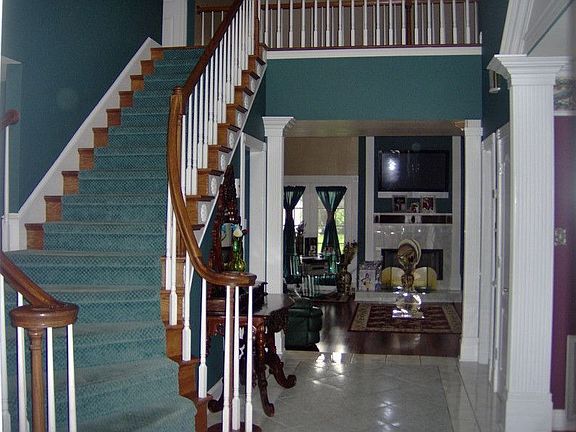 3rd image of 1825 Wedgwood Dr