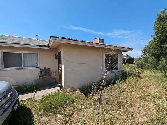 2nd image of 2529 Calle Aguadulce