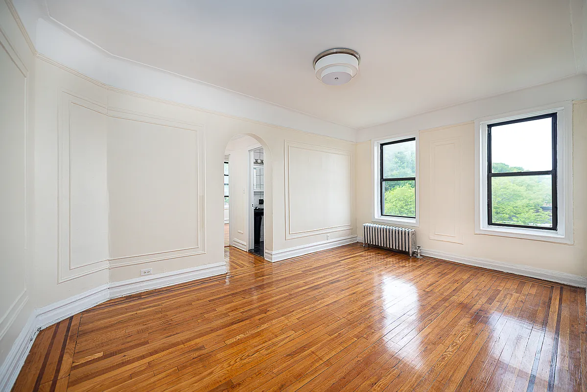 225 Bennett Avenue #6D in Hudson Heights, Manhattan | StreetEasy