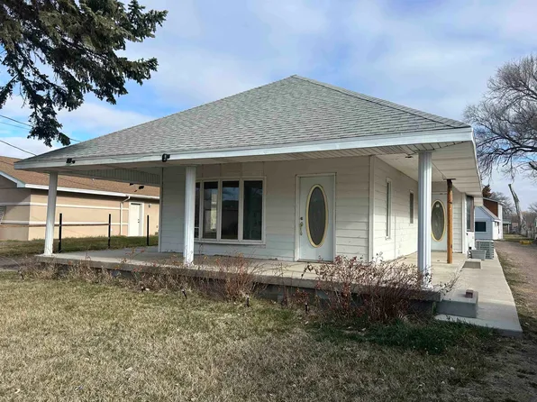 1019 E 12TH, North Platte, NE 69101