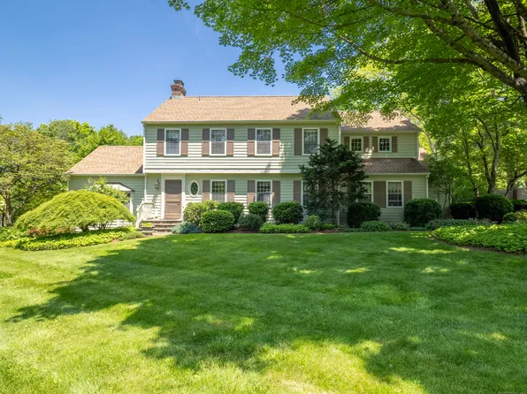 51 Powderhorn Drive, Ridgefield, CT 06877