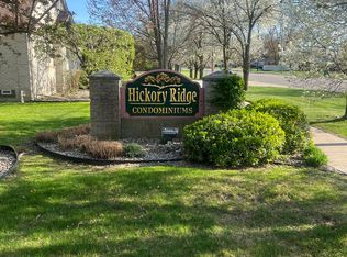 57 Hickory Ct, Dearborn Heights, MI 48127