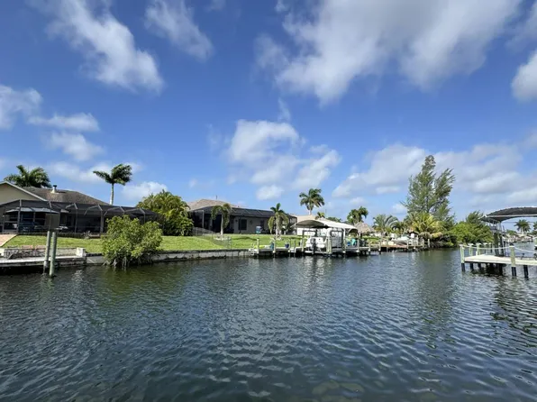 404 SE 29th St, Cape Coral, FL 33904