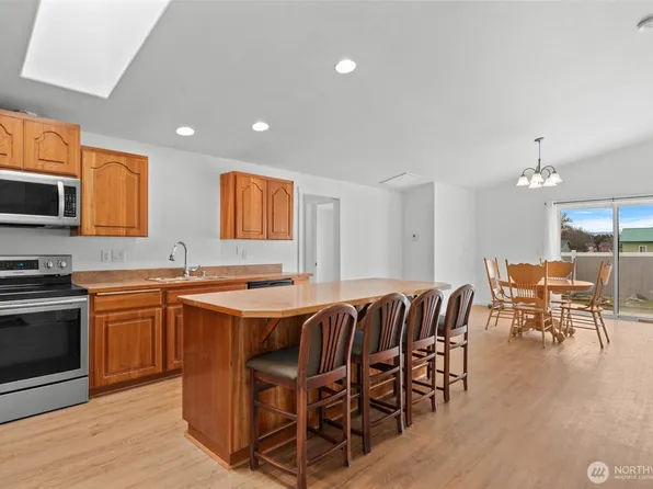 715 NE Hilltop Avenue, Quincy, WA 98848