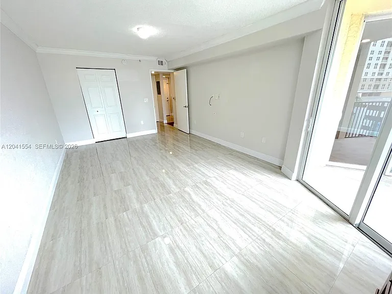 520 SE 5th Ave #3604 — Photo 7