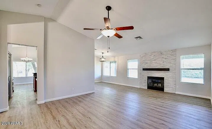 3 bed, 2.0 bath, 1772 sqft, $3,350 — Photo 3