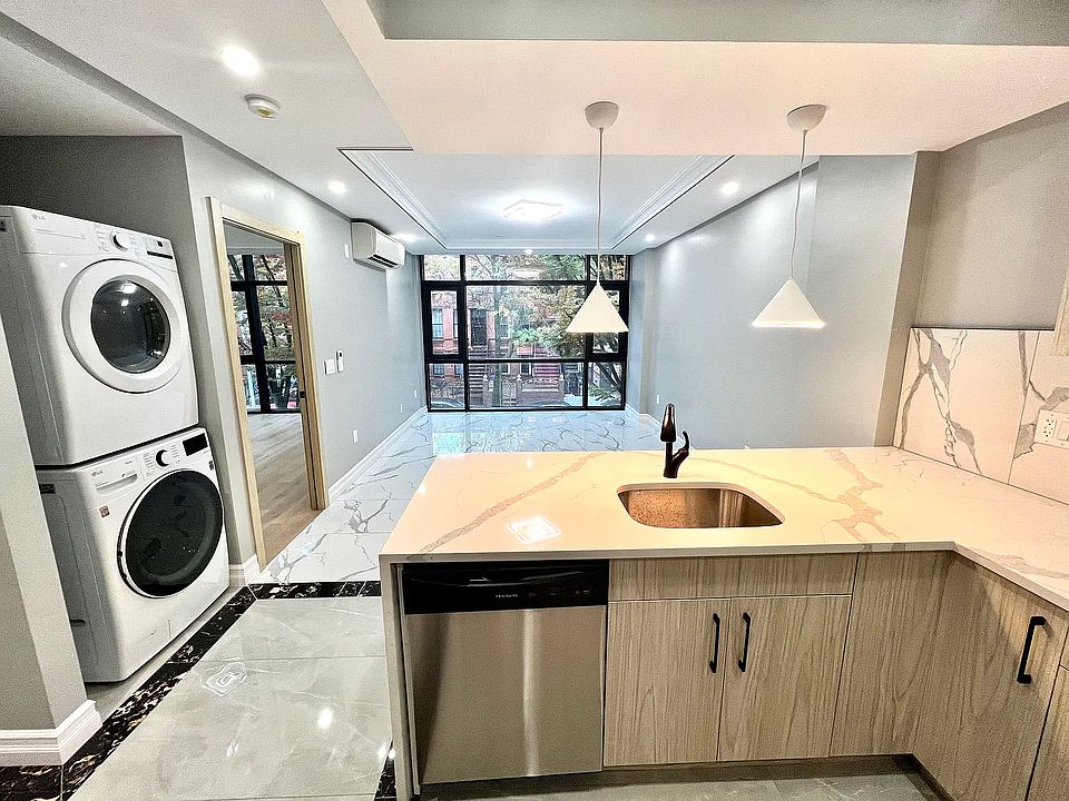 1st image of 163 Macdougal St #2A
