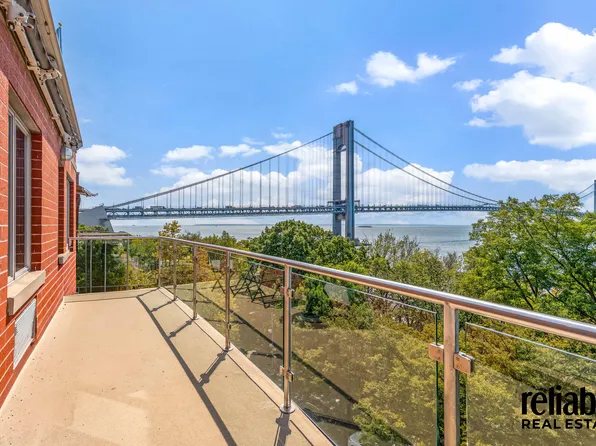 9935 Shore Road image 10 of 15