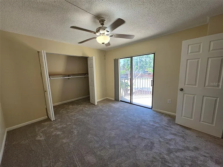 3824 Saxon Dr — Photo 30
