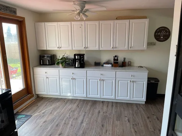 12 Twin Lakes Rd, Port Deposit, MD 21904