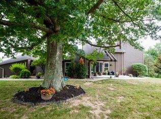 108 Regency Ct, Highland Heights, KY 41076