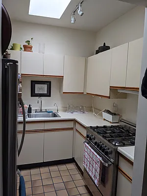 Rented by Compass | media 11