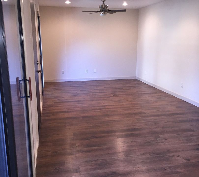 1st image of 4123 Avondale Ave #204