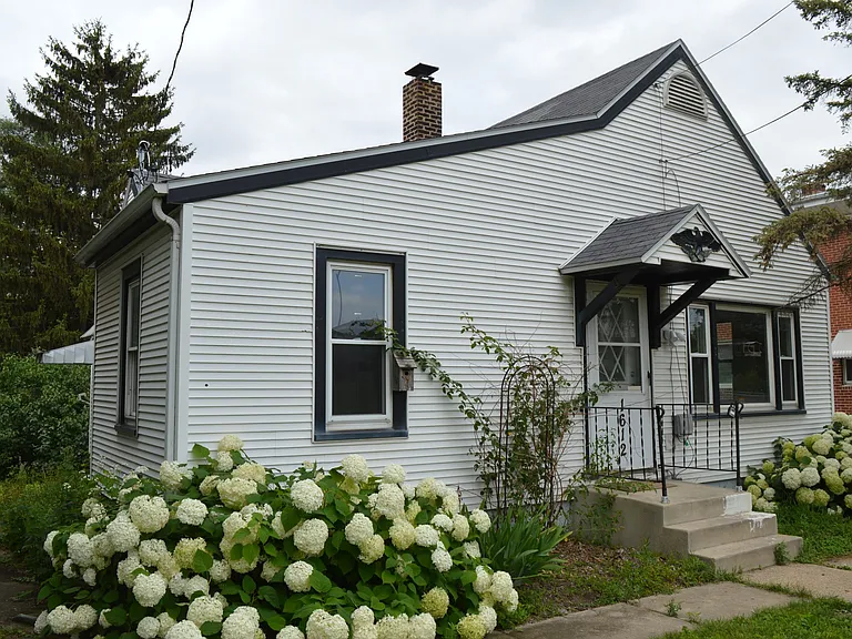 1612 Packers Ave — Photo 9