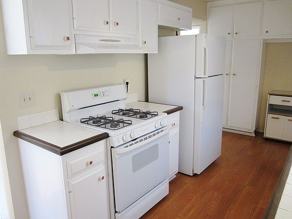 3rd image of 3096 Buena Hills Dr