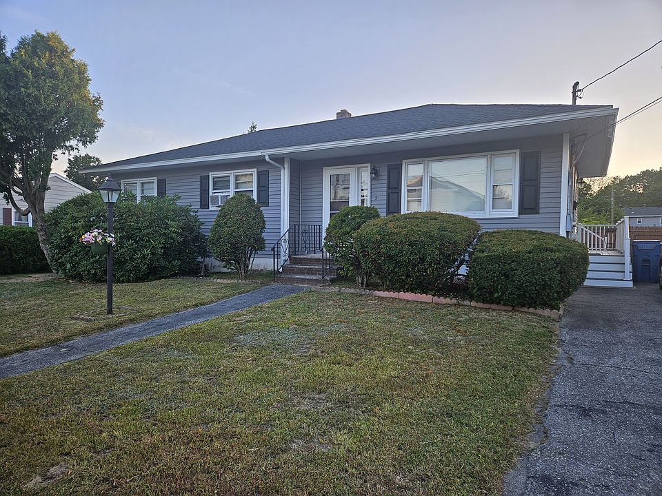 1st image of 5 Winston Dr