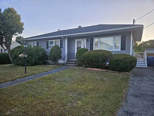 5 Winston Dr Photo 1