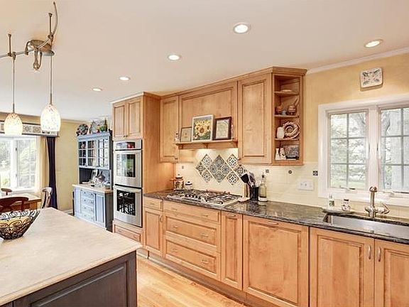 5th image of 6 Copper Beech Cir