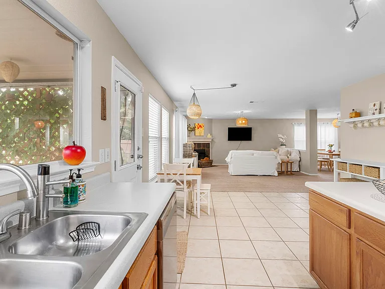3600 Diamond Ranch Rd — Photo 7