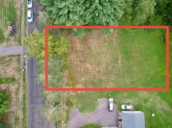 15 McKenzie Drive, Southington, CT 06489