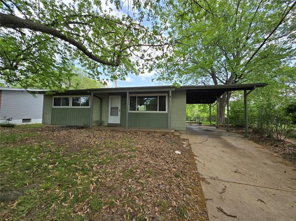 10304 Bon Oak Dr, Saint Louis, MO 63136