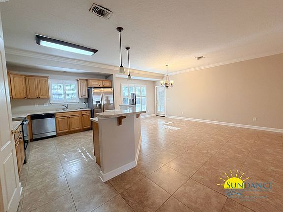 3rd image of 17 Choctawhatchee Rd