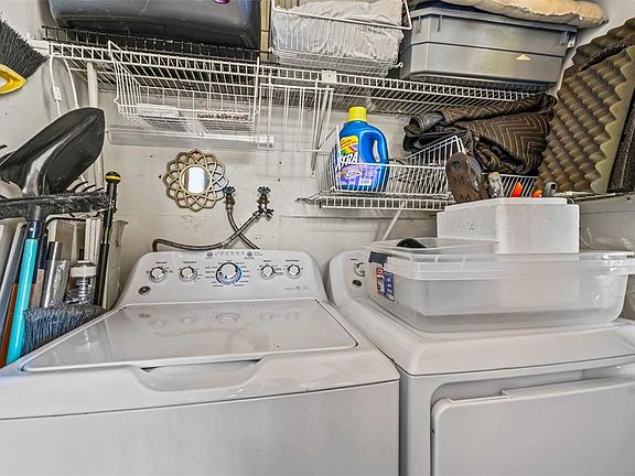 4th image of 4814 S Semoran Blvd APT 401