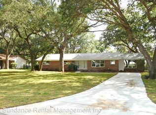 1 Bayview Dr, Shalimar, FL 32579