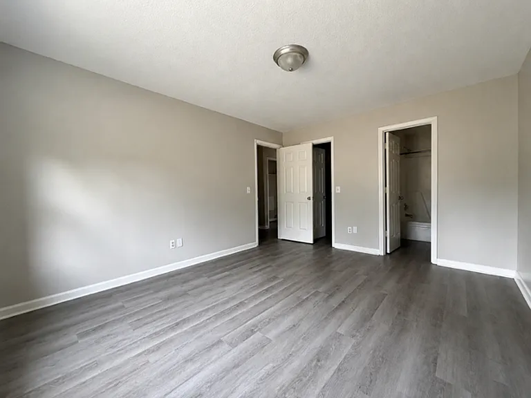 4414 Bonnell Dr NW — Photo 8