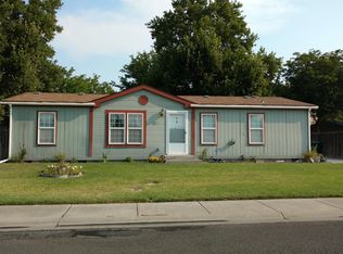 1560 W Sunland Ave, Hermiston, OR 97838